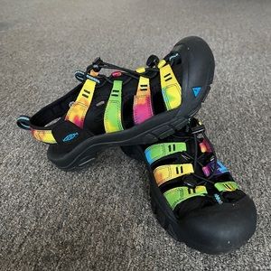 Keen Women's Newport Retro Tie Dye shoes